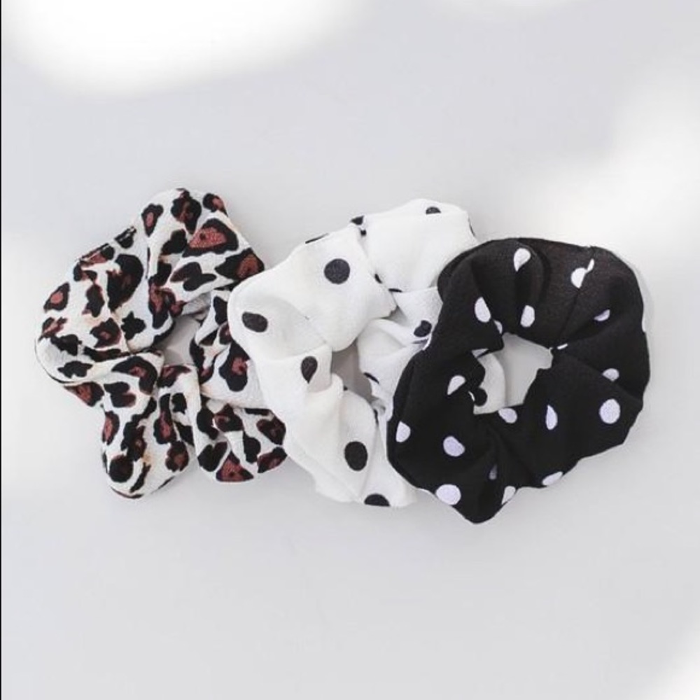 Trendy Scrunchie Set